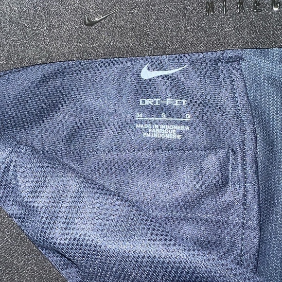 Men’s Nike DRI-fit Golf Shorts - Picture 6 of 8